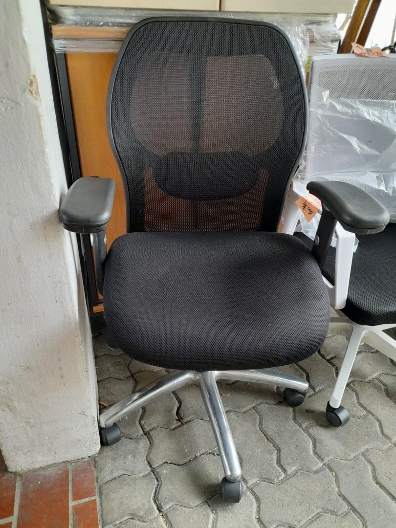 10pcs good quality Office Chairs 40 each