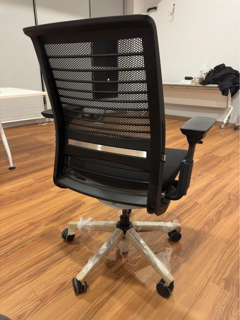 3 days promotion Steelcase think v2 fully loaded 4D armrest with lumbar support (Category: Office & Business Technology) located in Kuala Lumpur. Submitted by displayelement1 (Listing ID 1153040354, Image 2). Description: Visit our linktree https://linktr.ee/displayelement PLEASE LET US KNOW IF YOU WANT TO PURCHASE BY SPAY LATER INSTALLMENT in shoppe OTHER PAYMENT METHOD. WE ACCEPT CREDIT CARD, DEBIT CARD, INSTANT ONLINE TRANSFER OR DUIT NOW , E 
