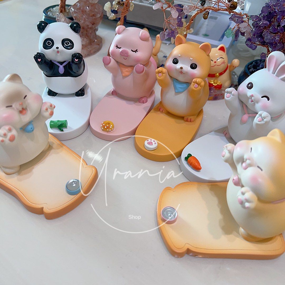 全新品-畢業禮物 生日禮物 小商品 療癒系手機架 飾品架 豬麵包 柴犬 白兔 貓貓 熊貓
