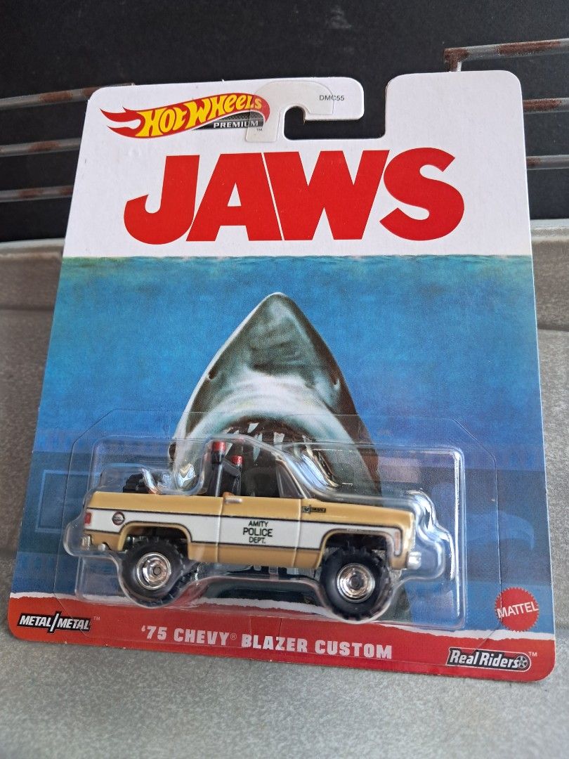 Hot Wheels – Chevy Blazer Custom Amity Police – Jaws – Die-Cast 1:64 – Longueur 7 Cm – Collection