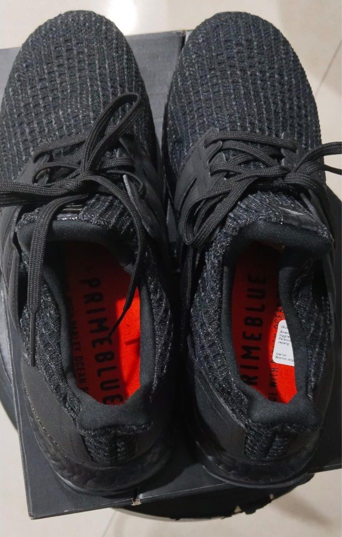 Adidas ultra boost, Fesyen Pria, Sepatu , Sneakers di Carousell