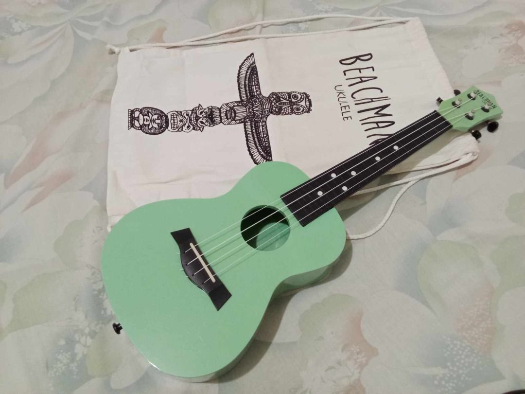 Beachman Ukulele Concert 26 inches (Category: Musical Instruments) located in Antipolo. Submitted by penggguuu (Listing ID 1310972359, Image 1). Description: Issue: slight yellowish mark (not noticeable) Rfs: need funds.