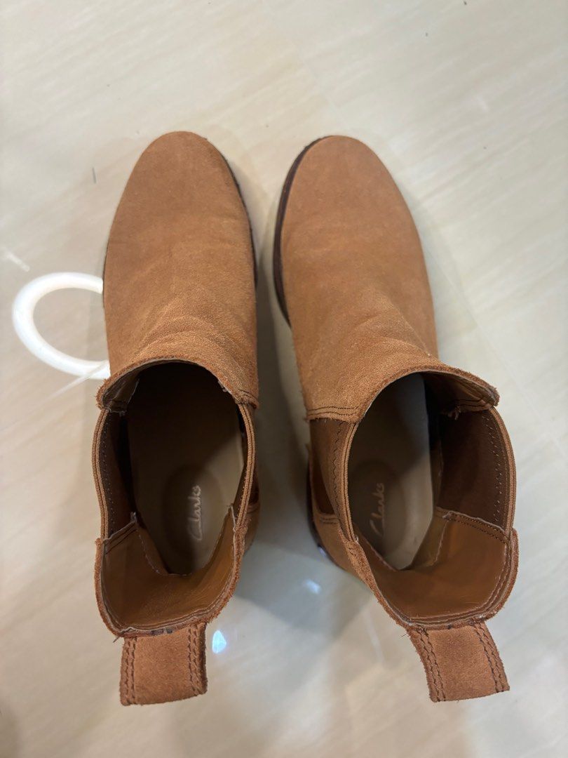 Clarks arlo chelsea boots deals