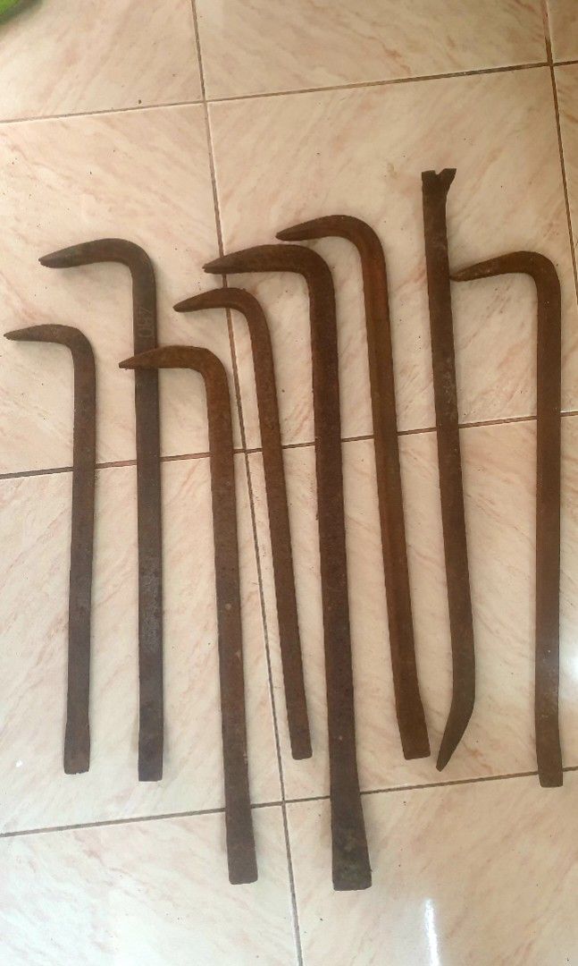 CLAW BARS - JAPAN SURPLUS (Category: Construction Tools & Equipment) located in Pasig City. Submitted by hoa_japan_surplus_32023 (Listing ID 1310928191, Image 1). Description: ‼️100 php per piece‼️ ❌️NON-COD ✅️ PAYMENT FIRST POLICY ✅️ FIRST TO PAY _____________________________________________ ‼️SHIPPING OPTION‼️ 📌J&T, Gogo Express, Lalamove or Personal Pick-up Location: PASIG CITY ____________________________________________ ‼️MODE OF PAYMENT‼️ 