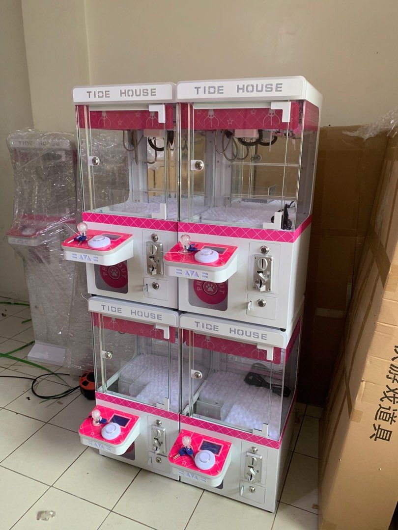 CLAW MACHINE INCLUSION STUFF TOYS (Category: Designer & Blind Box Toys) located in Manila. Submitted by lady888gol81723 (Listing ID 1310821616, Image 2). Description: ONHAND BRAND NEW SUPPLIER COD GCASH BANK TRANSFER SAME DAY DELIVERY.