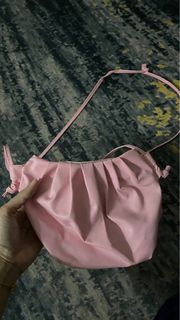 (Category: ) located in . Submitted by emaao (Listing ID 1310913073, Image 1). Description: .