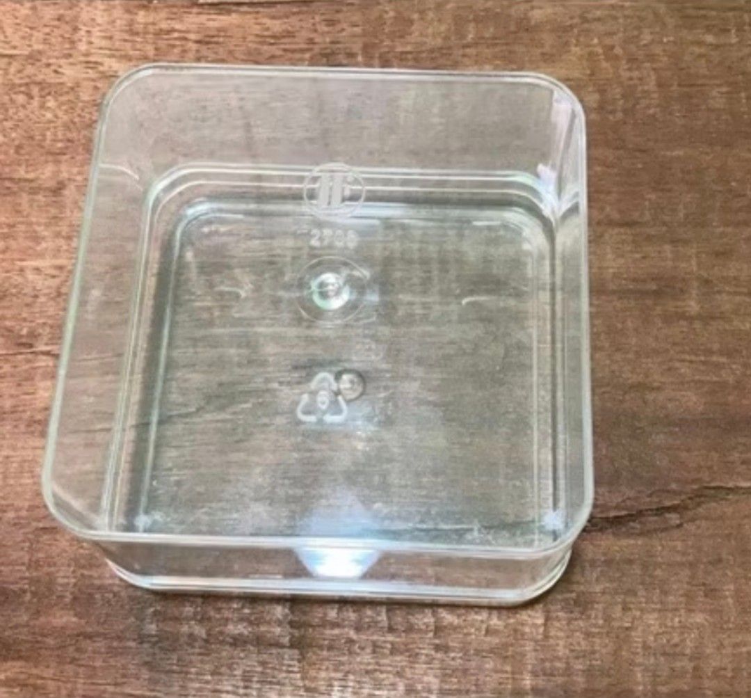 Container square (Category: Others) located in Puchong. Submitted by dmass2020 (Listing ID 1310830127, Image 3). Description: Square container Model: 2708 Condition :New Quantity : 43pcs Buying wrong size... just want to letgo Buying price Rm 2.30/pcs Now selling at Rm2.00 /pcs or take all 43pcs for Rm80 to clear stock..👍🏼.