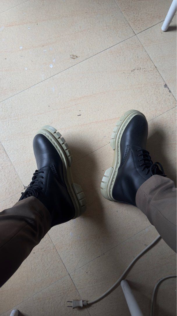 Dr martens air walk store