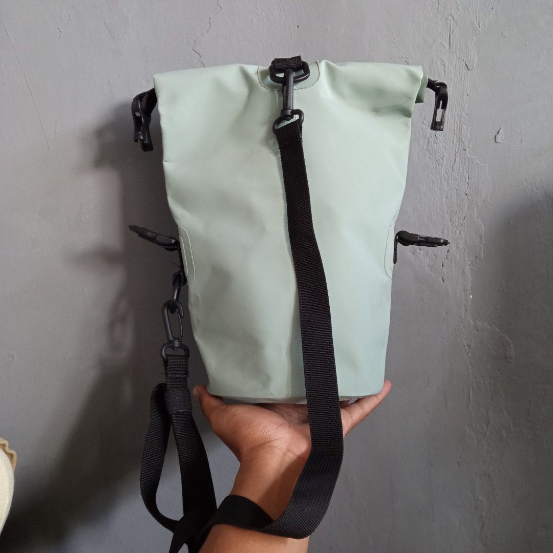 Drybag itiwit liter 2nd, Fesyen Pria, Tas Dompet Tas
