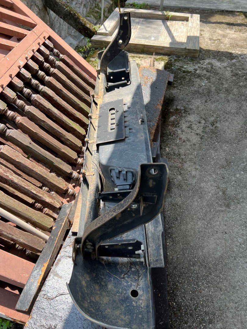 Ford Ranger 3.2XLT T6 Turbo Bumper (Little Dent Kemek), Auto