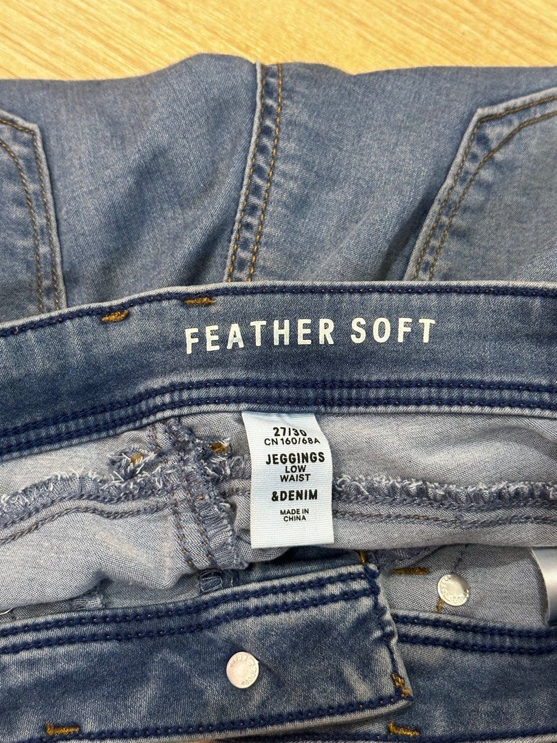 H M Feather Soft Jeggings Women s Fashion Bottoms Jeans Leggings on Carousell