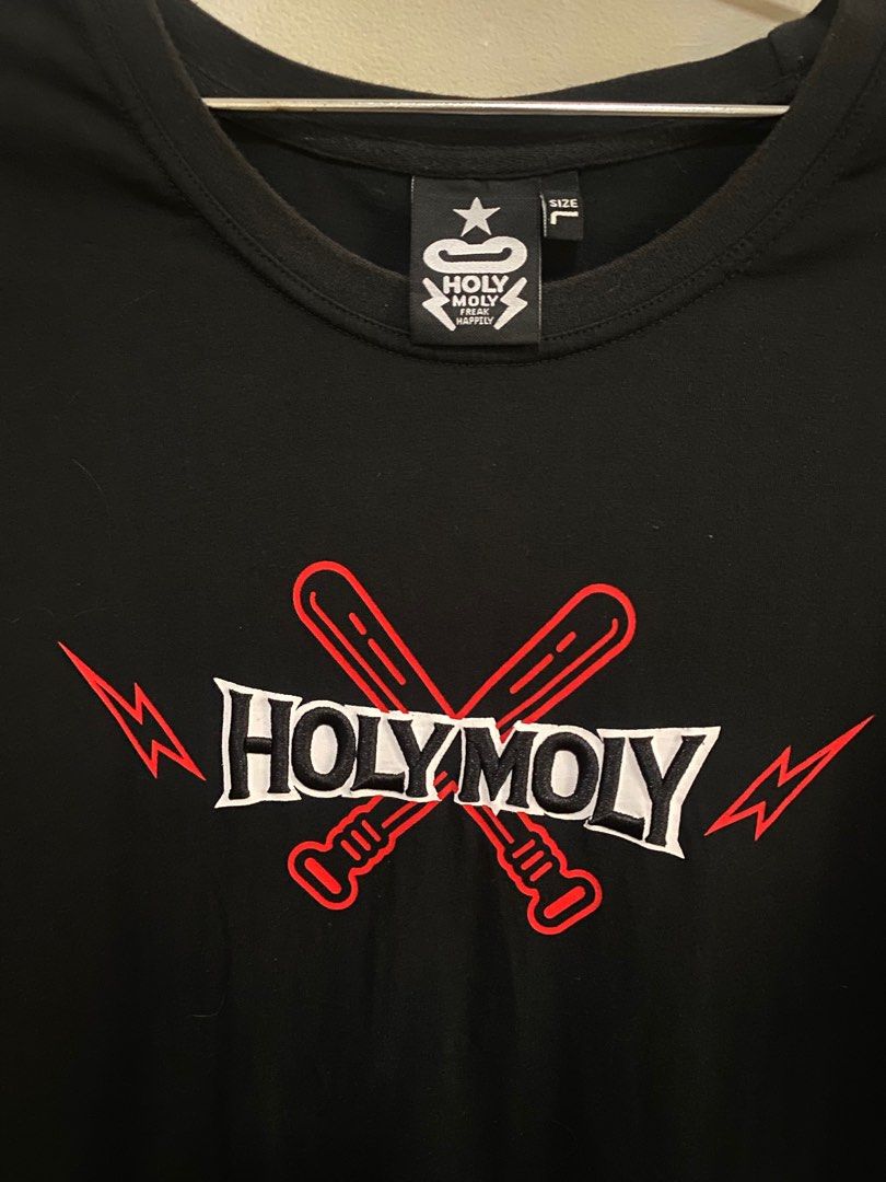 HOLYMOLY shirt mens (Category: Tshirts & Polo Shirts ) located in Taytay. Submitted by rotation_exit (Listing ID 1310943226, Image 2). Description: 10/10 condi, no flaws only worn once best fit: L dimensions: 20x27” sleeve length: 8” color rate: 10 mop: gcash (payment first, no cod) mod: j&t / lalamove pin loc: mabaya manila / 33 b pagasa taytay if not responding, please text us.