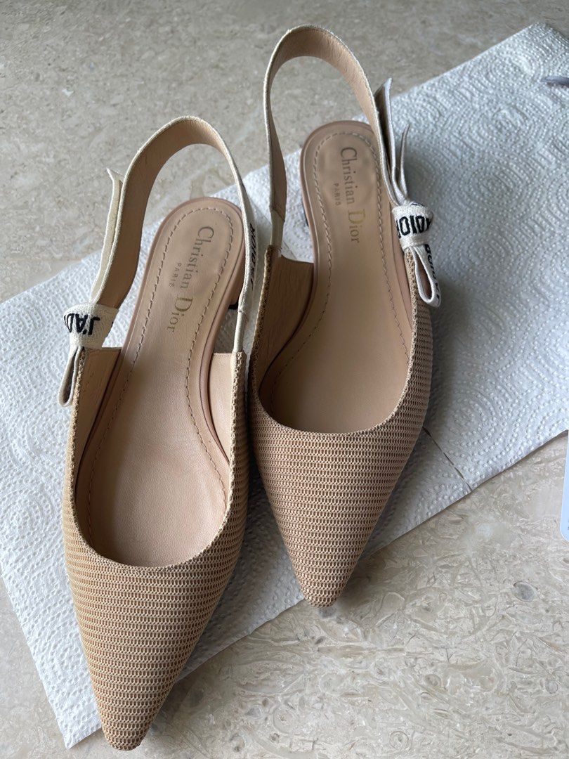 Dior flats nude top
