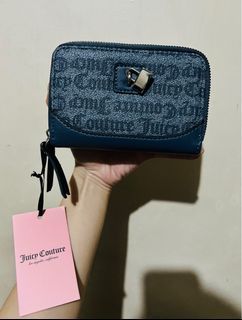 Juicy Couture Wallet for only 2K 🩷