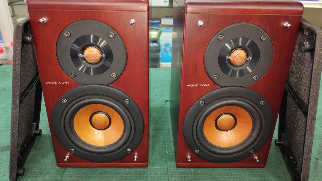 JVC CA-EXN5 wood cone JVC Wood Cone Bookshelf Speaker, Audio