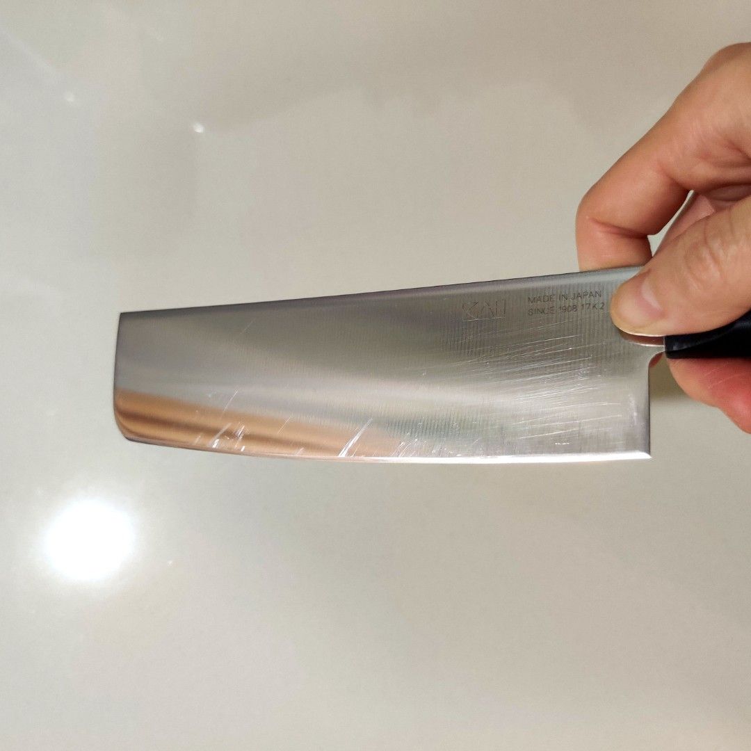 KAI Seki Magoroku Wakatake Nakiri 165mm, Furniture & Home Living