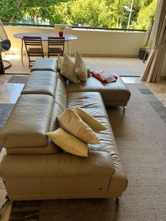 (Category: ) located in . Submitted by adrianole (Listing ID 1310846802, Image 1). Description: .