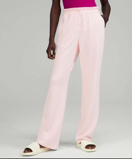 (Category: ) located in . Submitted by closetsof4shopaholics (Listing ID 1310979800, Image 1). Description: .