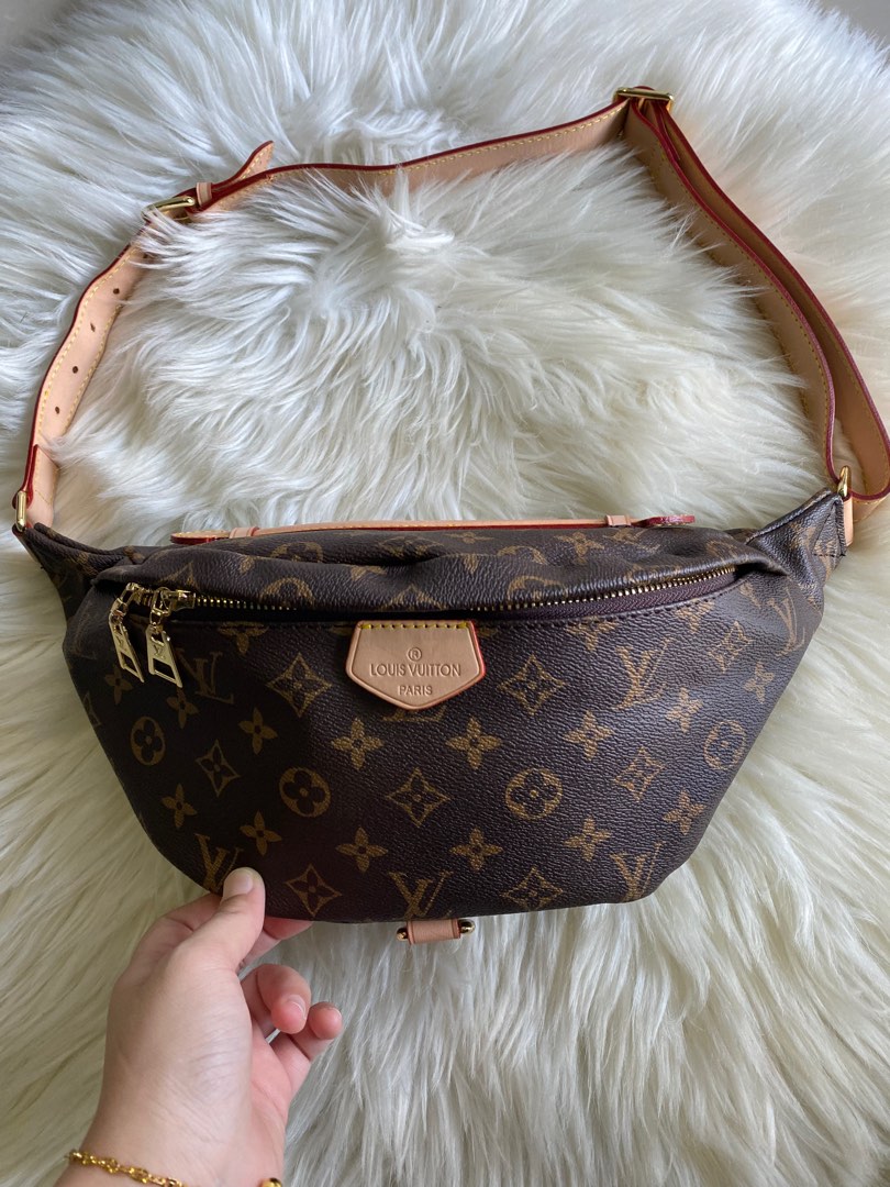 Lv bumbag monogram top