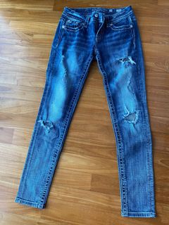 (Category: ) located in . Submitted by helloannetan (Listing ID 1310955363, Image 1). Description: .