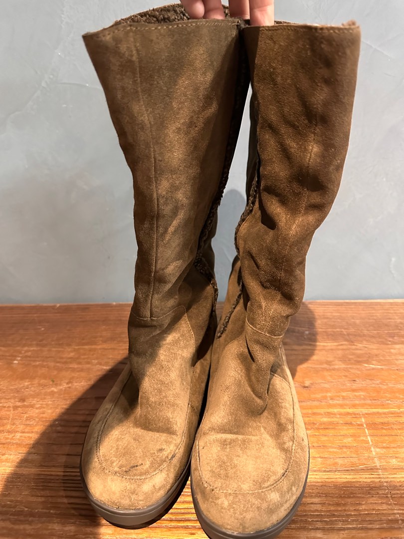 Nine West Suede Winter Boots Women s Fashion Footwear Boots on Carousell