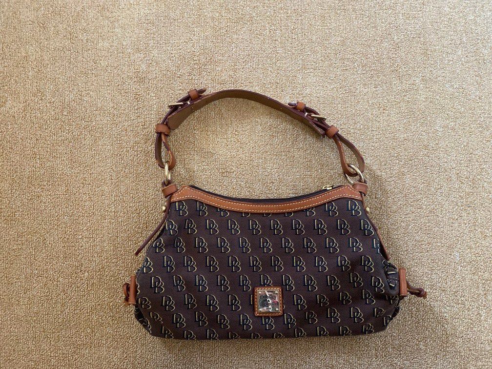 Office bag (Category: Luxury Bags & Wallets) located in Lucena. Submitted by cat09 (Listing ID 1310829565, Image 1). Description: 💯Authentic Sf Not included Decluttering .