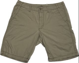 (Category: ) located in . Submitted by gio.clothes (Listing ID 1305126443, Image 1). Description: .