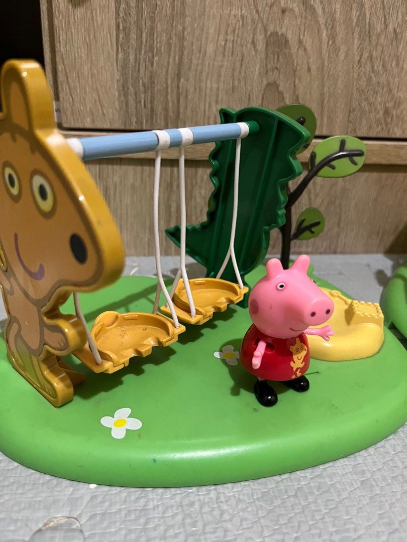 Peppa playground (Category: Kids Toys) located in Antipolo. Submitted by nsantos16 (Listing ID 1310922802, Image 3). Description: See second photo - putol isang kamay nung isang Peppa Pig Other than that, no other issues. Clean nyo nalang. .