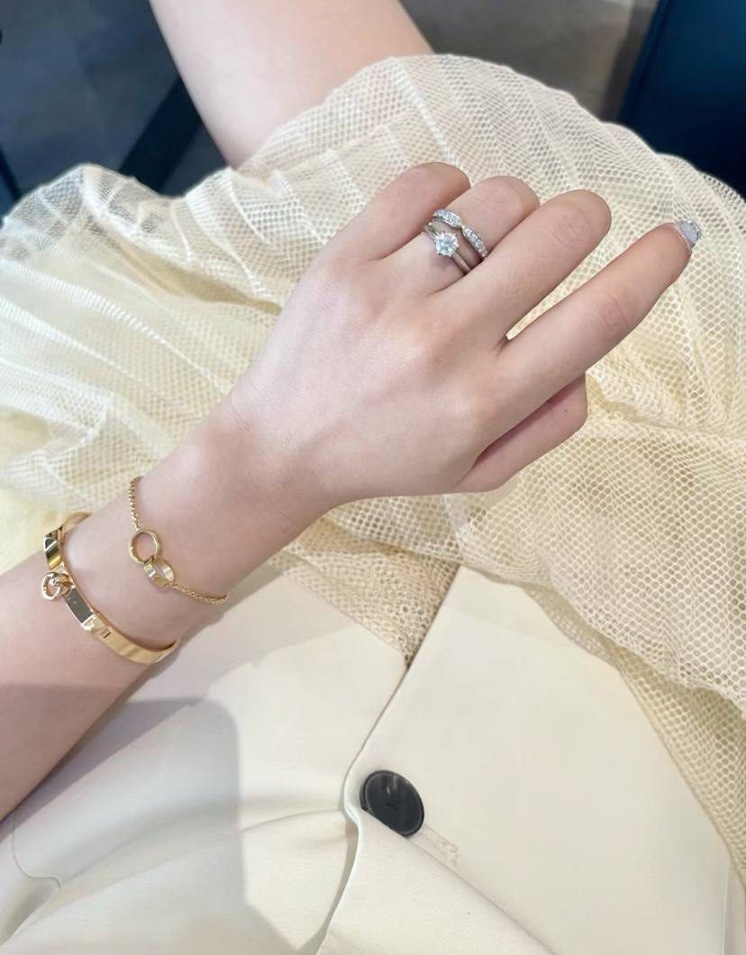 Cartier love bracelet preloved hot sale