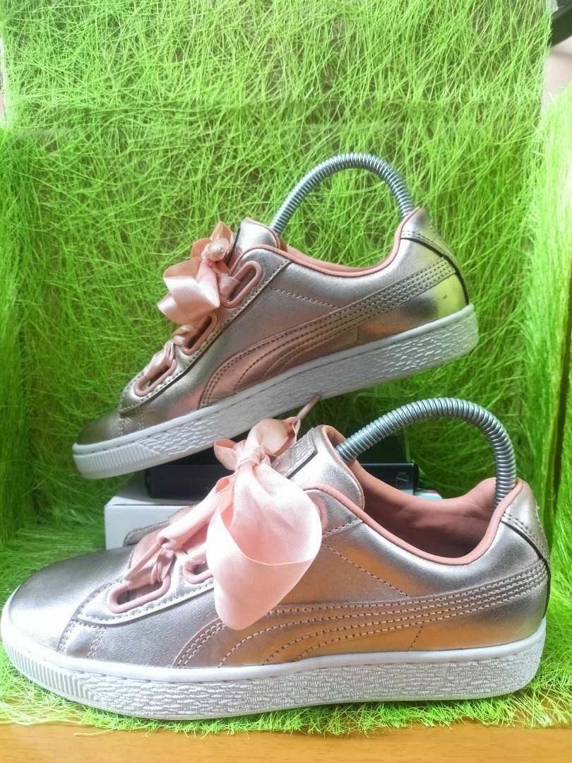 Puma basket heart luxe on sale