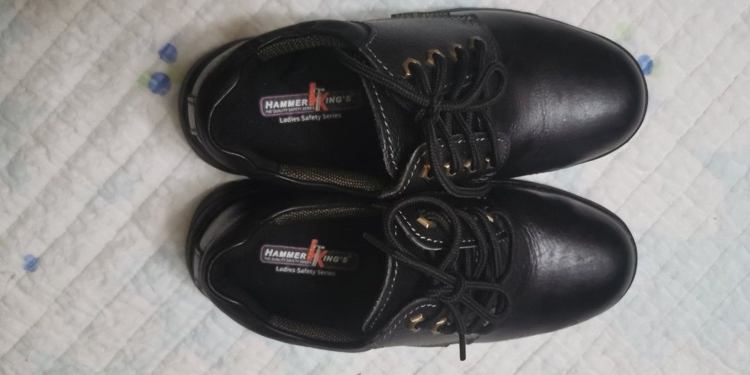 Safety shoes Ladies size 5 36 or 37