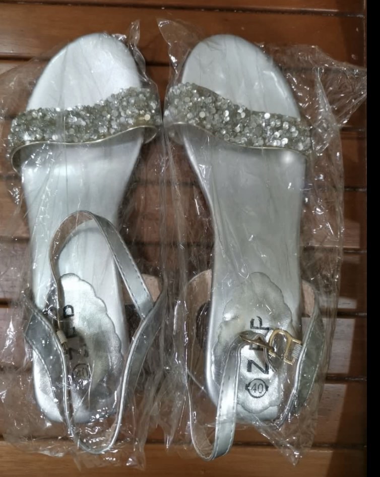 Sale Sale Sale Ladies shoes Flat shoes Size 40 Women s Fashion Footwear Flats on Carousell