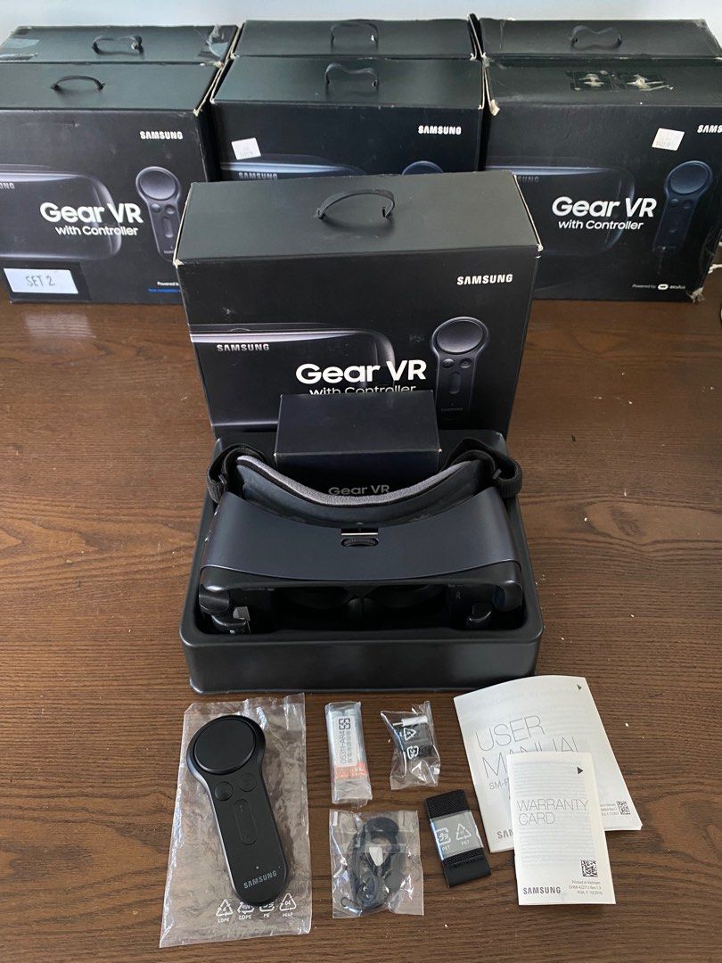 Samsung Gear VR with controller (take all 7pcs) (Category: Virtual Reality) located in Binan City. Submitted by rgmofficefurniture (Listing ID 1310865980, Image 2). Description: Samsung Gear VR with Controller ₱4,000 take all 3pcs complete set 4pcs with controller only (no wrist strap, battery and universal-type c adapter) Slight issue: Front cover missing.