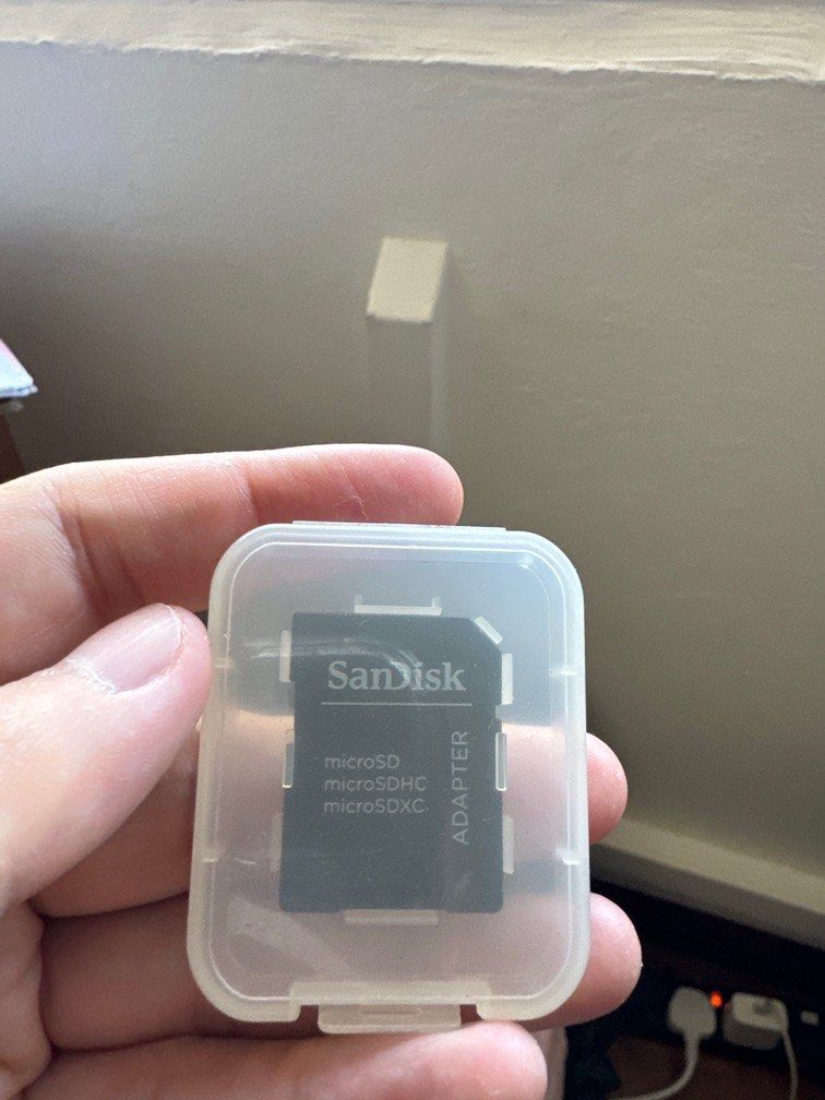 SanDisk micro SD adaptor (Category: Other Accessories) located in Singapore. Submitted by garychanmysg (Listing ID 1310831793, Image 1). Description: .
