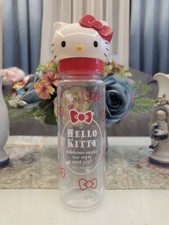 Sanrio Hello Kitty Water Bottle/Tumbler
