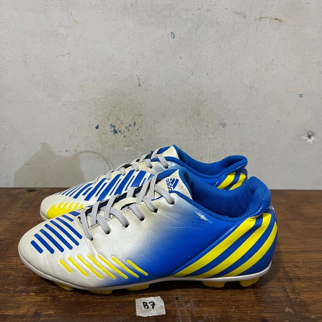 Sepatu bola anak adidas absolado size 36