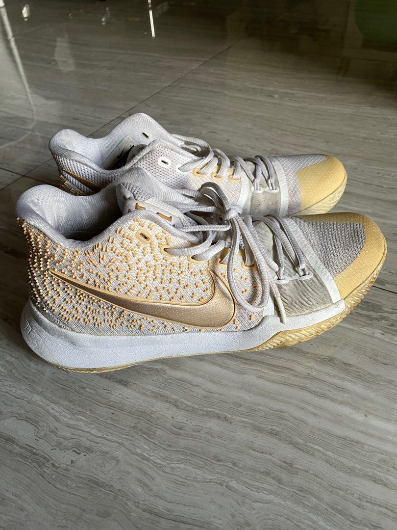 Sepatu Basket Nike Kyrie Finals, Fesyen Pria, Sepatu Lainnya