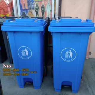 UGA Trash bin