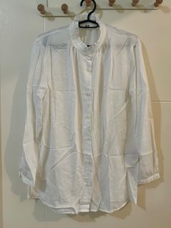 UNIQLO chinese collar button down shirt
