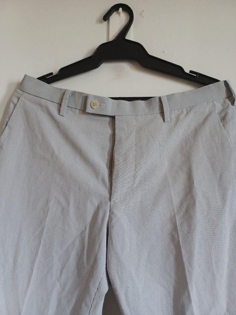 Uniqlo Chino Striped Pants (Category: Chinos) located in Manila. Submitted by jeredc (Listing ID 1310827164, Image 1). Description: Uniqlo Chino Striped Pants Size: 32-33 Amazing fabric 👌.