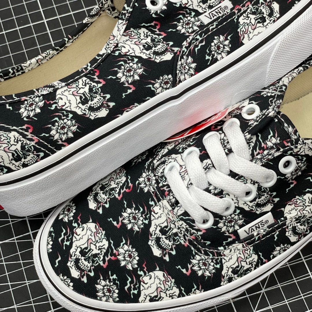 Vans Authentic Flash Skulls UK6.5 not trek mule trk bmx skate old skool sk8 hi