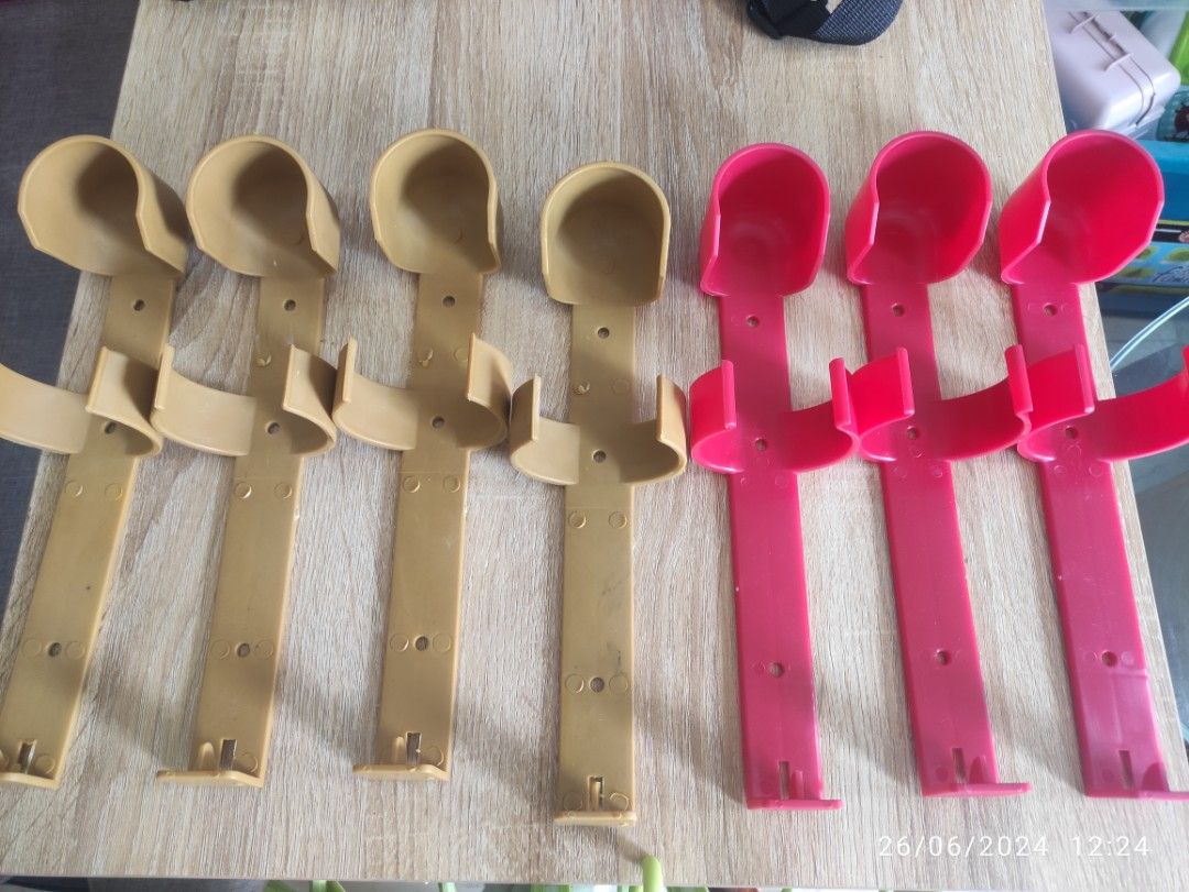 Wall bracket for 500ml portable fire extinguisher (Category: Other Security Devices) located in Quezon City. Submitted by crci12 (Listing ID 1310865509, Image 1). Description: Wall bracket for 500ml portable fire extinguisher New 7 pcs available (4 yellow, 3 red) Actual pictures posted P20 each Take all 7pcs for only P100 Meet ups: *Simplicity mini stop commonwealth ave., balara, qc. *Kindly send us a message for a schedule of meet up. *Deliverie