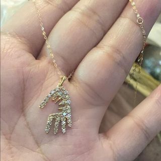 .500ct diamond Mother and child hand necklace