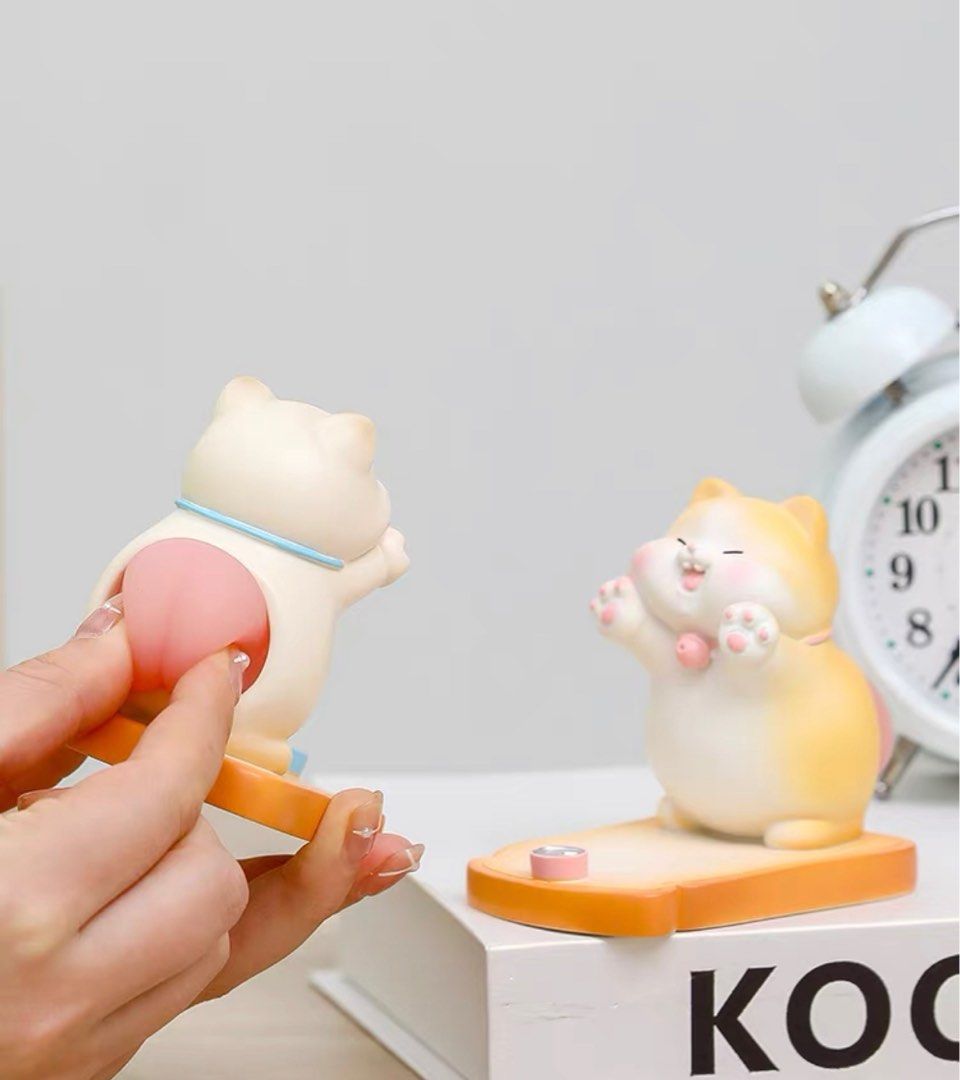 全新品-畢業禮物 生日禮物 小商品 療癒系手機架 飾品架 豬麵包 柴犬 白兔 貓貓 熊貓