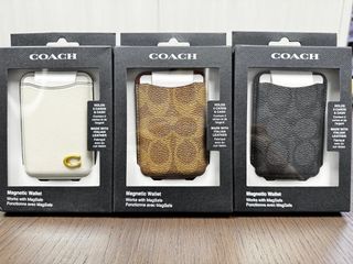 🇺🇸 Coach Essential Magnetic Card Wallet64198417775362110