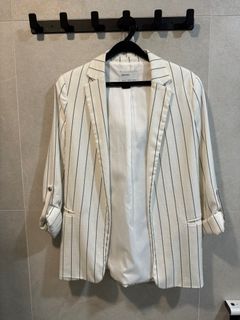 (Category: ) located in . Submitted by shoppinhere (Listing ID 1311094190, Image 1). Description: .