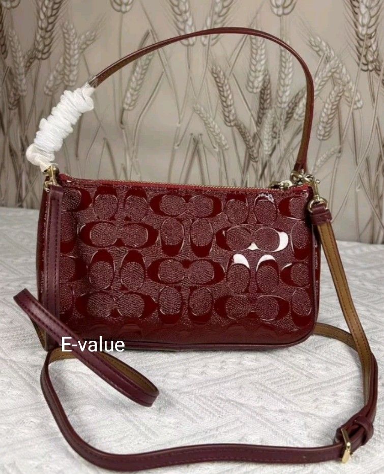 Coach Original Maroon Red Signature Embossed Crossbody Shoulder Sling Bag For Women Come With Complete Set Suitable For Gift