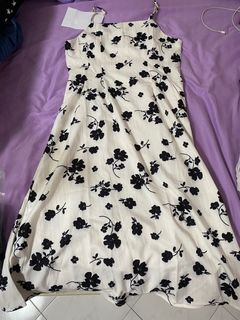 (Category: ) located in . Submitted by starshopppes (Listing ID 1310956018, Image 1). Description: .