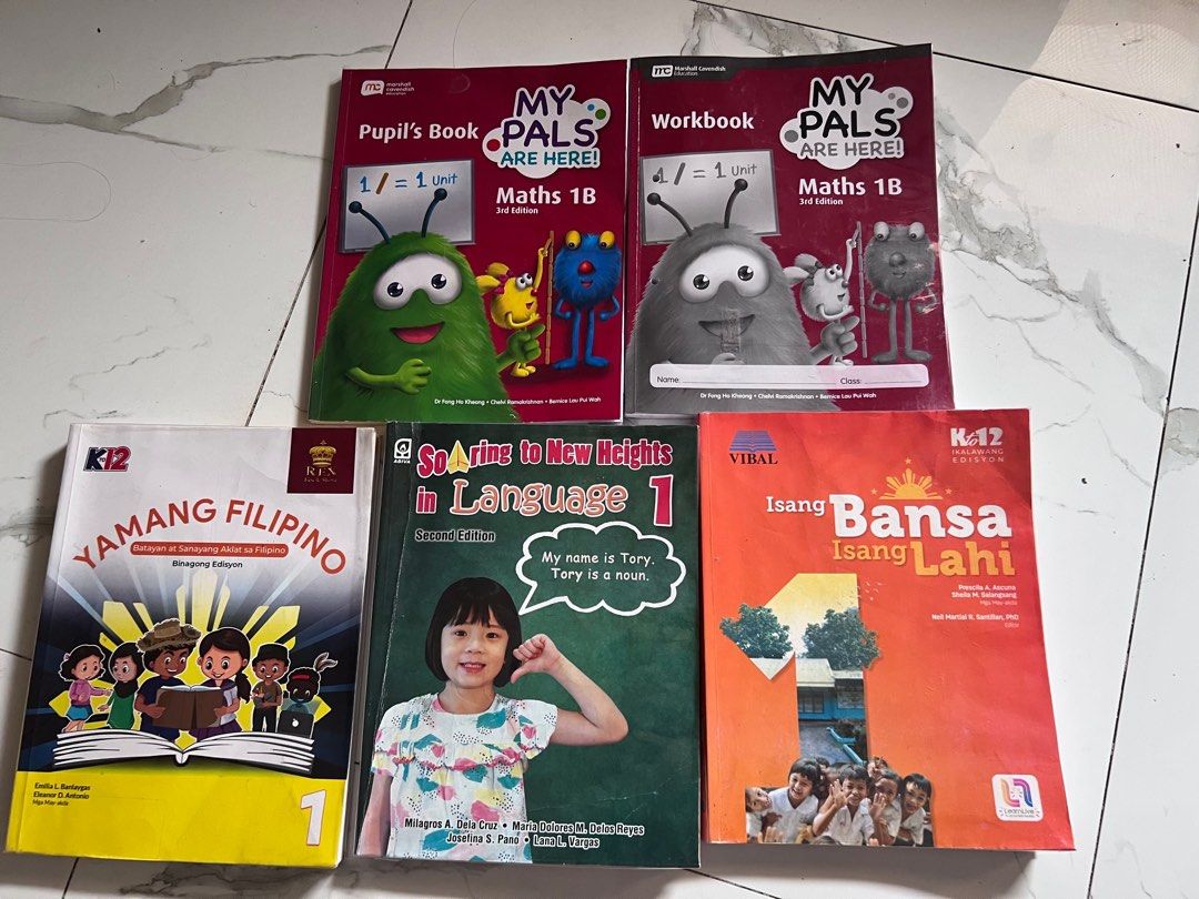 Grade 1 books (Category: Children's Books) located in Cainta. Submitted by mc_chic (Listing ID 1311127358, Image 1). Description: All books are available and in good condition. Some with writing but only with pencil. Please message for the price. All books are covered .