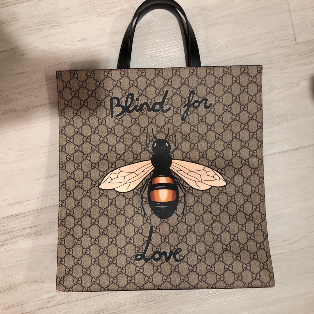 GUCCI BEE SUPREME CANVAS TOTE BAG BLIND FOR LOVE